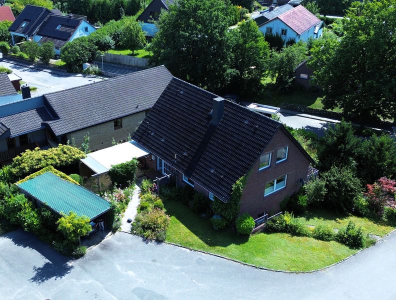 Solides Einfamilienhaus mit viel Platz